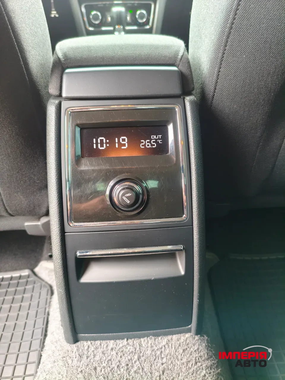 Skoda Superb - фото 17