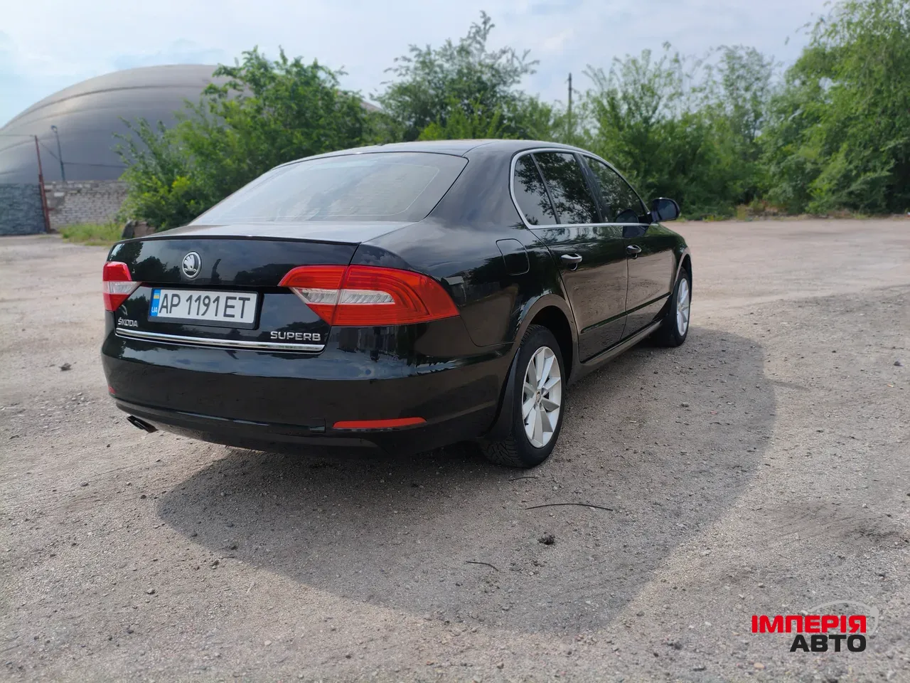 Skoda Superb - фото 8