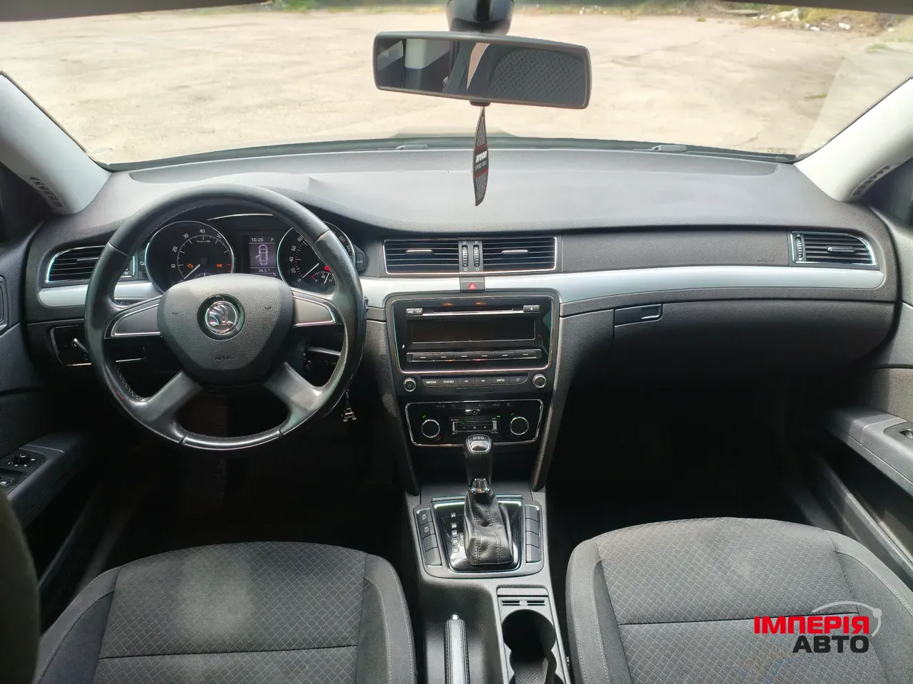 Skoda Superb - фото 16