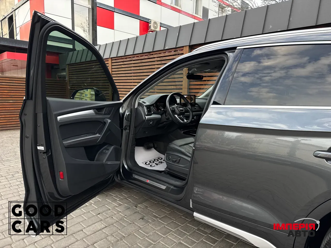 Audi Q5 - фото 26