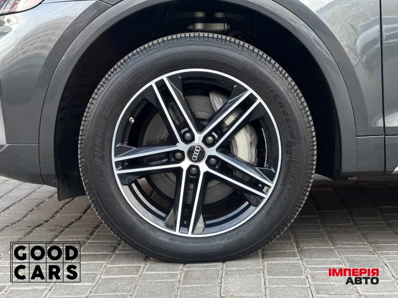 Audi Q5 - фото 13