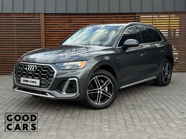 Audi Q5 - фото 1