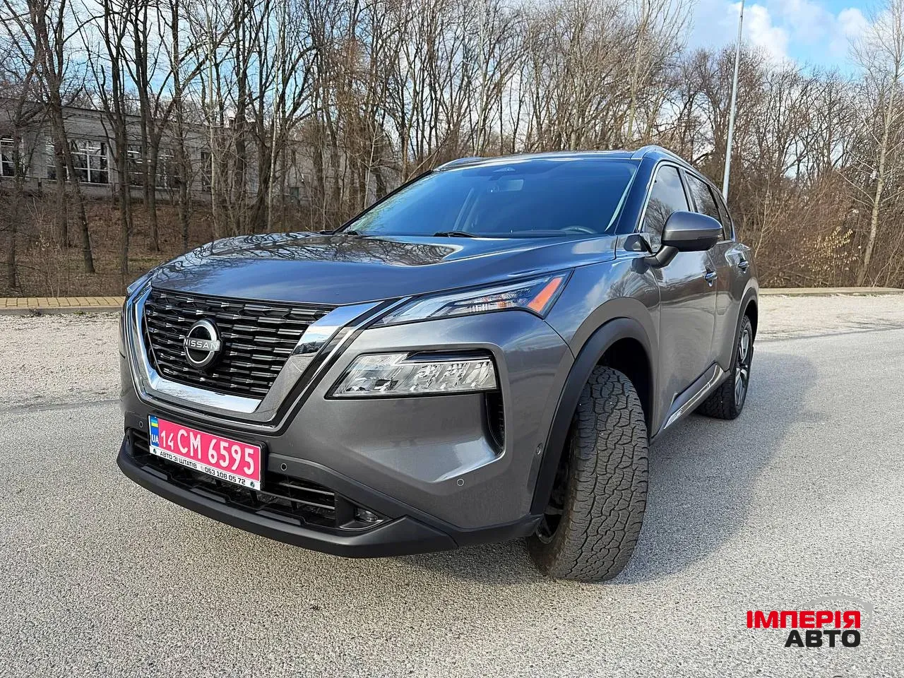 Nissan Rogue - фото 1