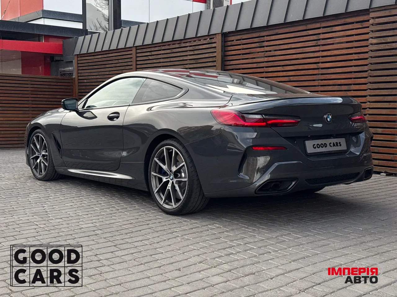 BMW 8 серії - фото 5