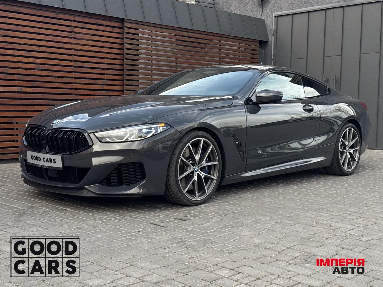 BMW 8 серії - фото 3