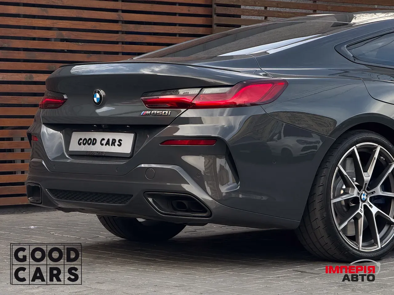 BMW 8 серії - фото 17