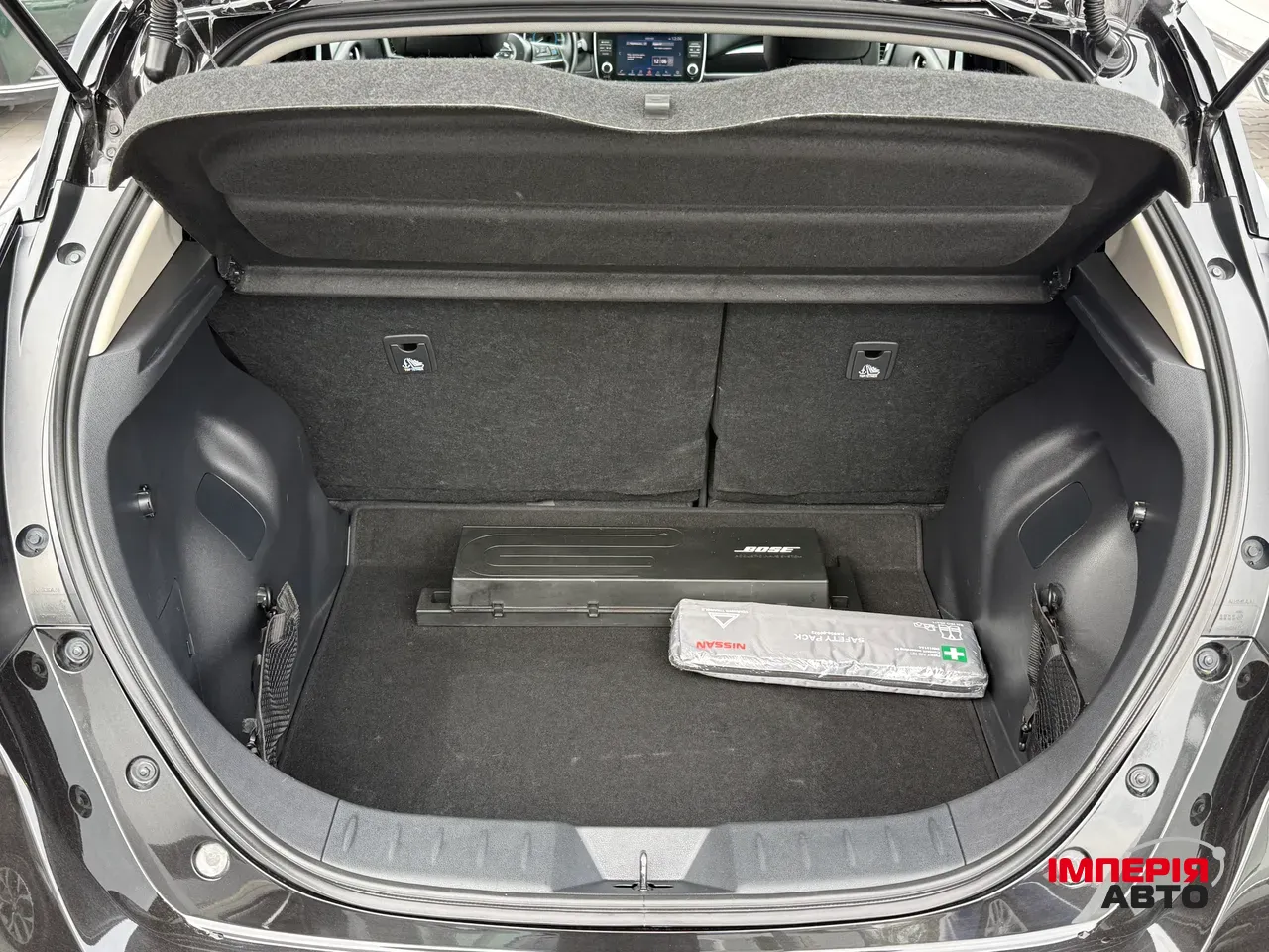 Nissan Leaf - фото 16