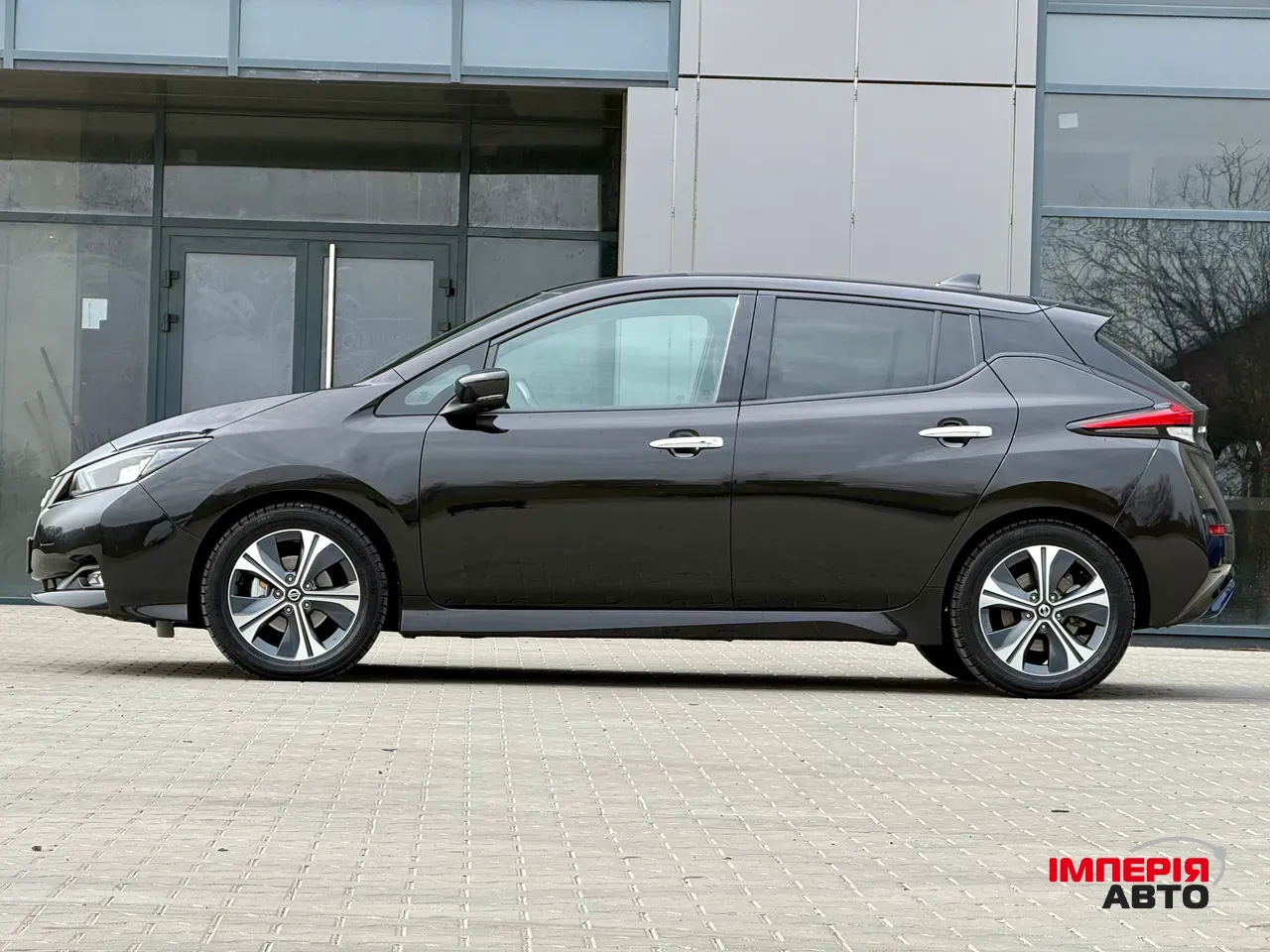 Nissan Leaf - фото 9