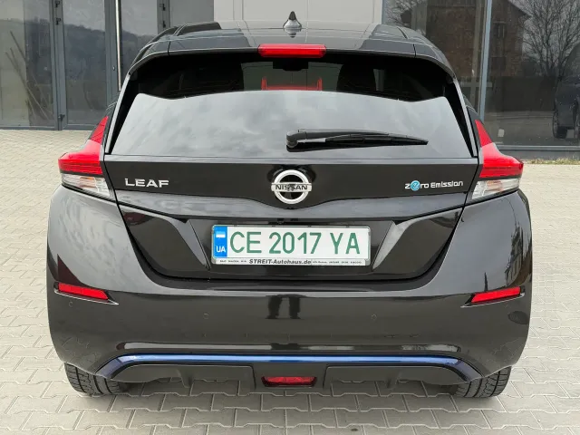 Nissan Leaf - фото 4