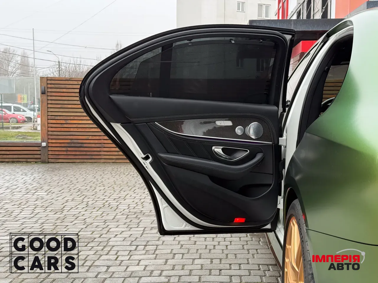 Mercedes-Benz E-Класс AMG - фото 27