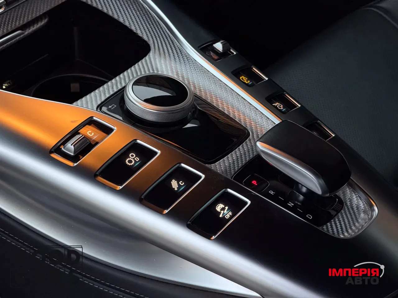 Mercedes-Benz AMG GT - фото 42