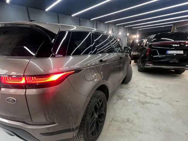 Land Rover Range Rover Evoque - фото 1