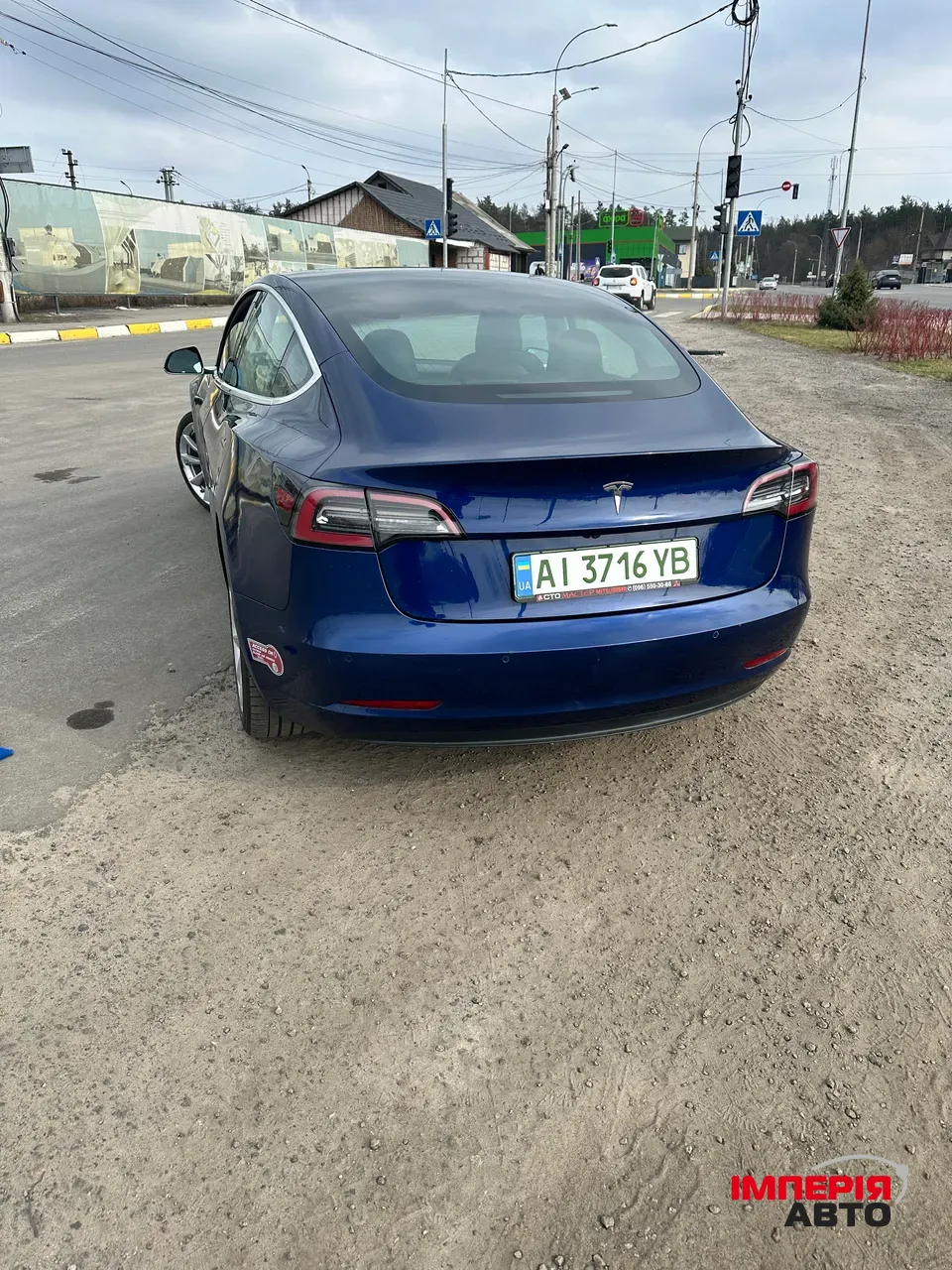 Tesla Model 3 - фото 6