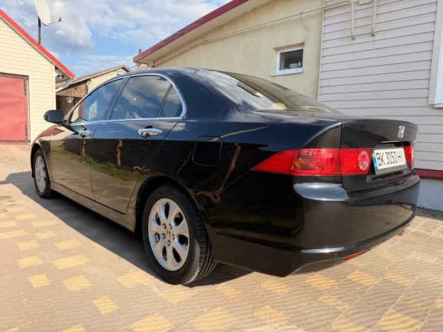 Honda Accord - фото 2