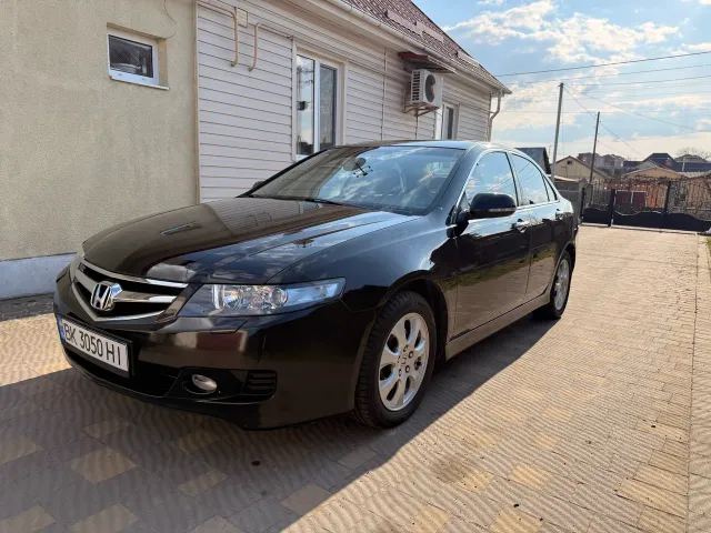 Honda Accord - фото 1