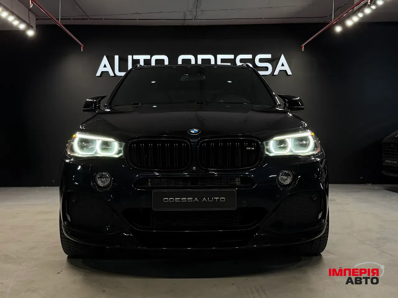BMW X5 - фото 1