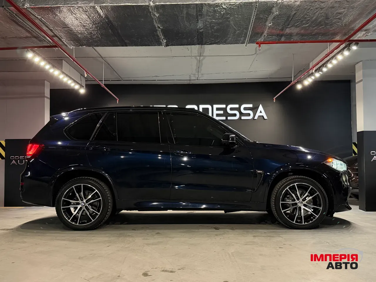 BMW X5 - фото 8