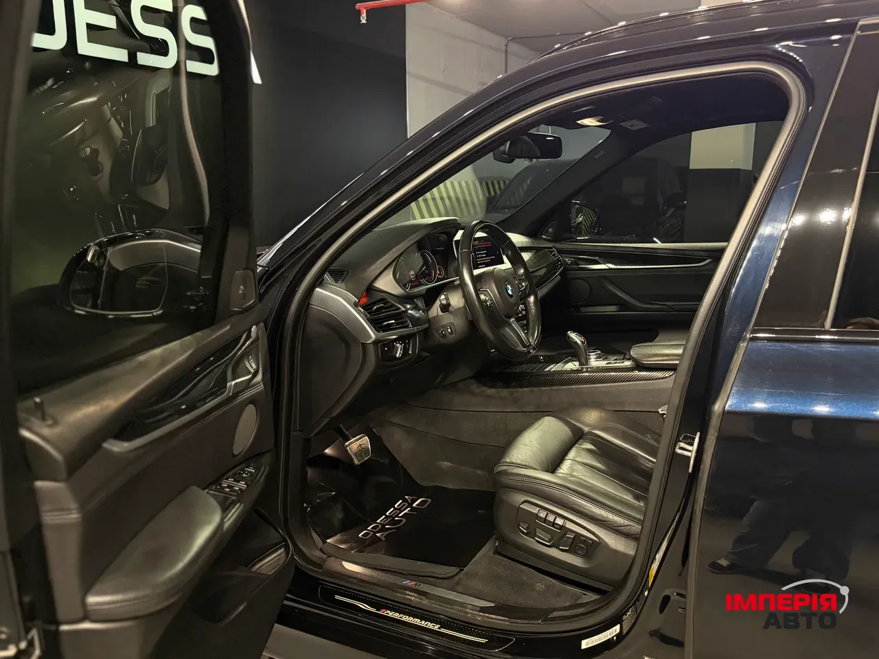 BMW X5 - фото 17