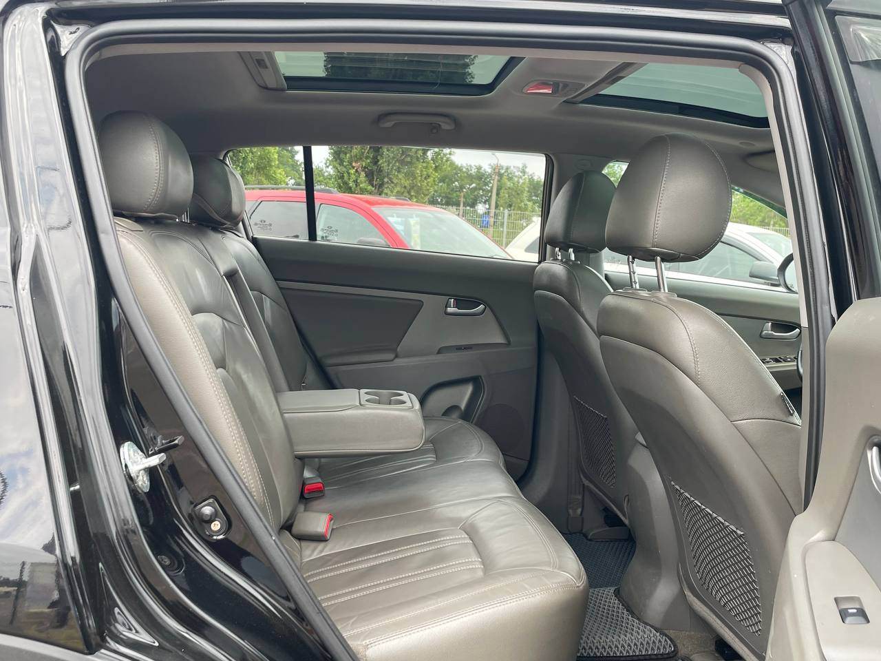 Kia Sportage - фото 19