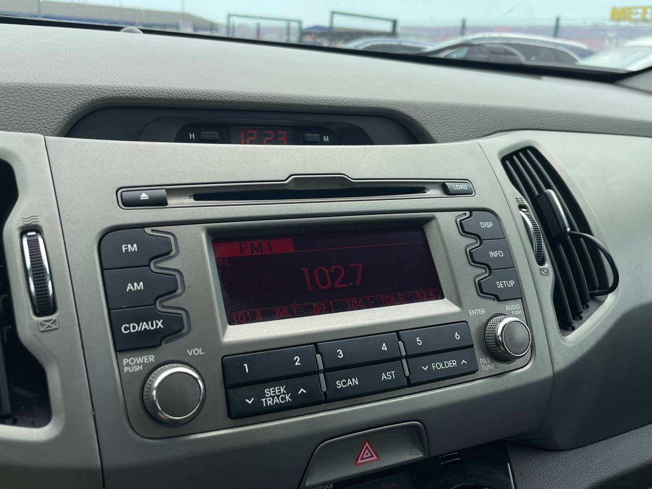 Kia Sportage - фото 18