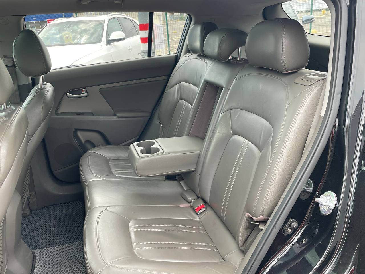 Kia Sportage - фото 10