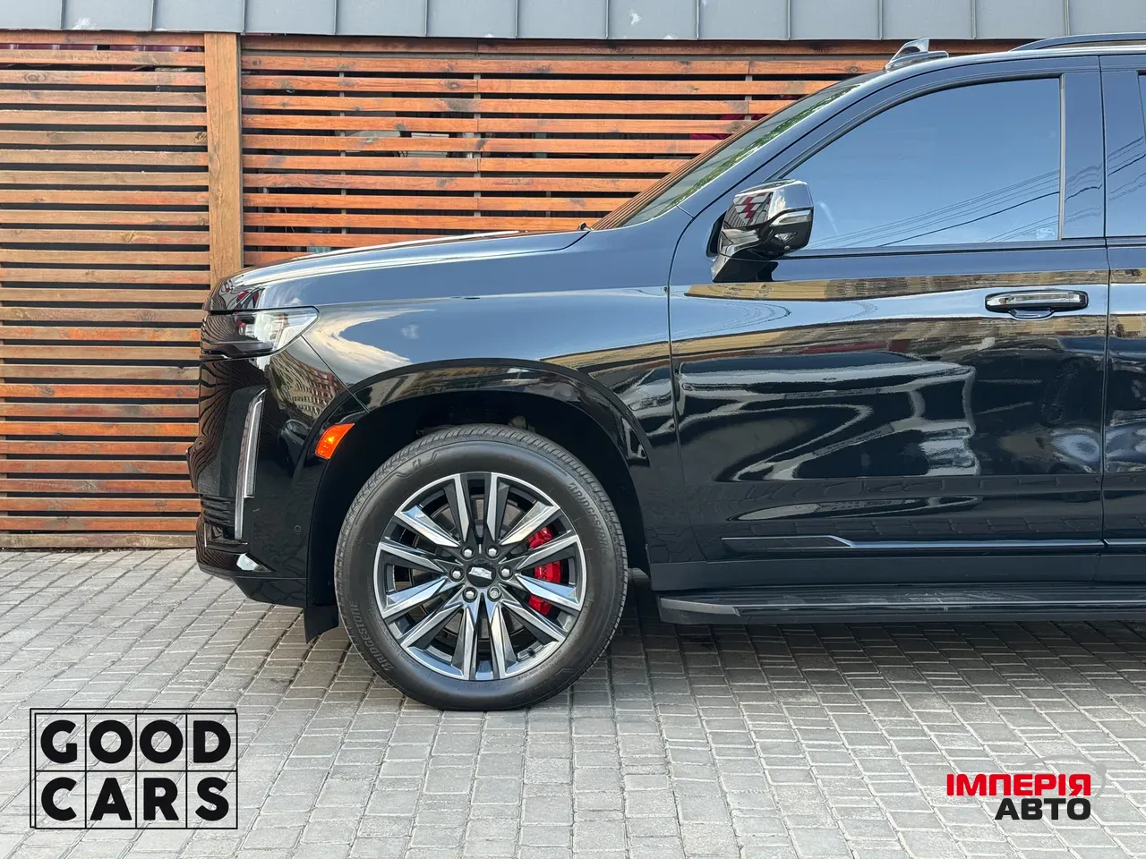 Cadillac Escalade - фото 10