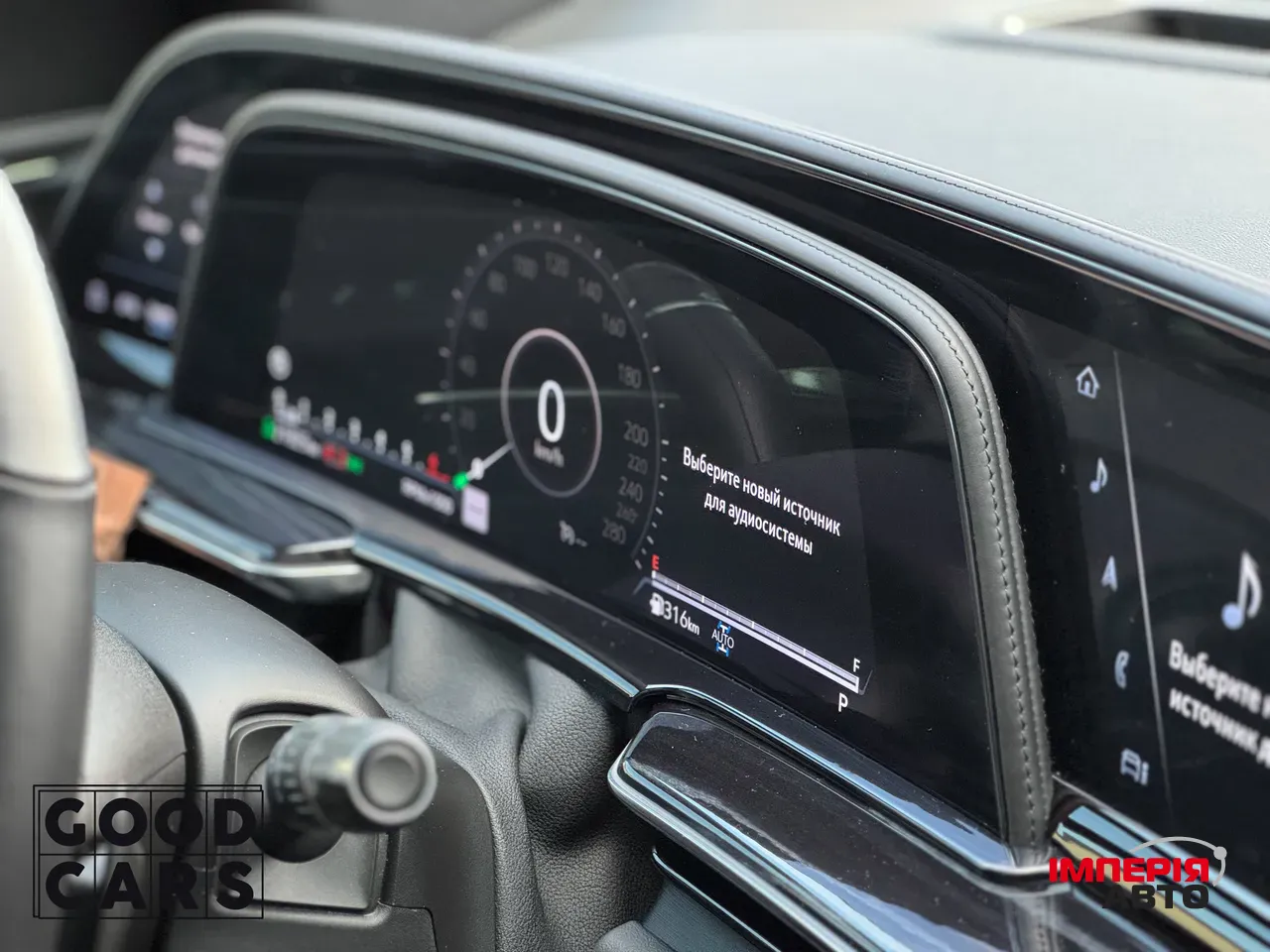 Cadillac Escalade - фото 28