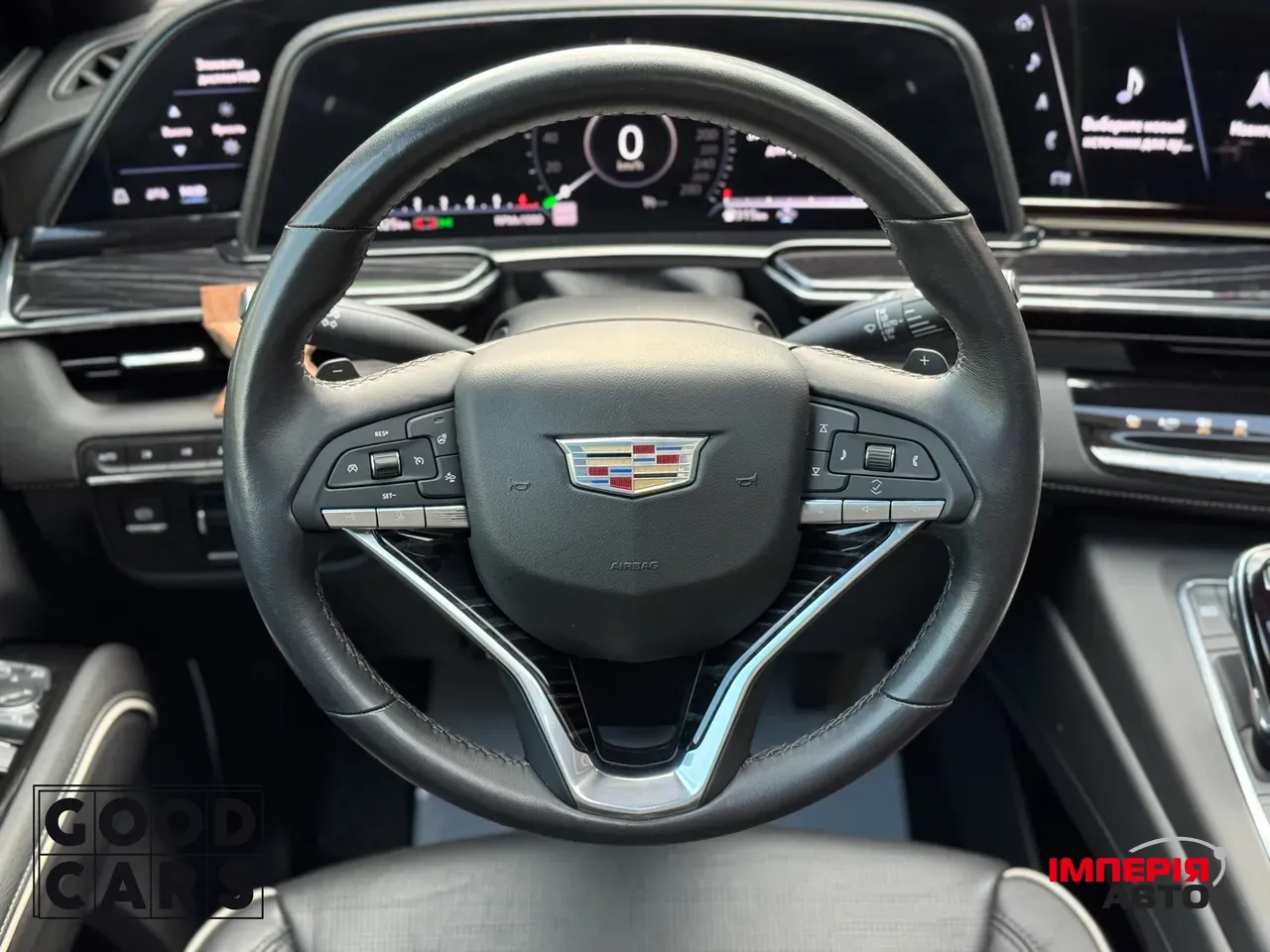 Cadillac Escalade - фото 25