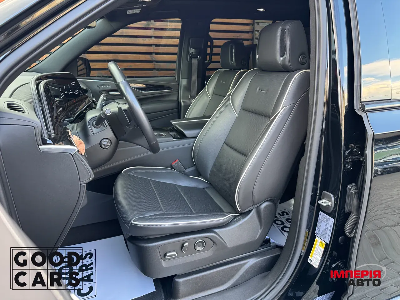 Cadillac Escalade - фото 17