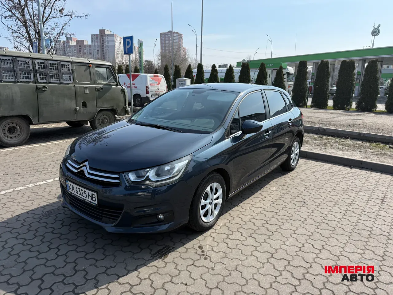 Citroen C4 - фото 1