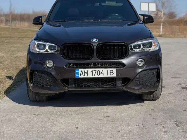BMW X5 - фото 2