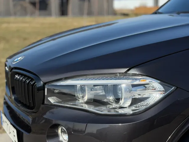 BMW X5 - фото 5