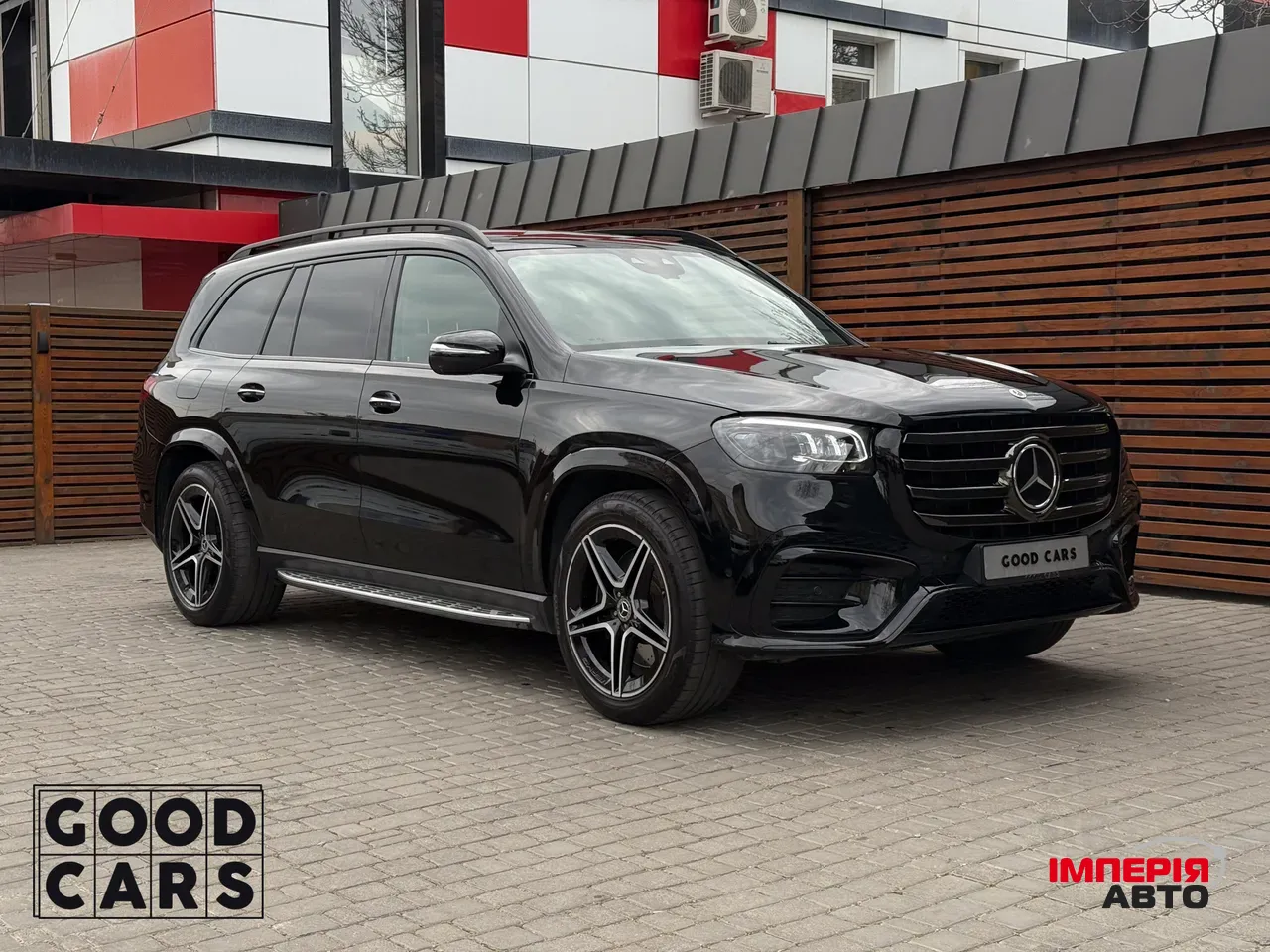 Mercedes-Benz GLS - фото 9