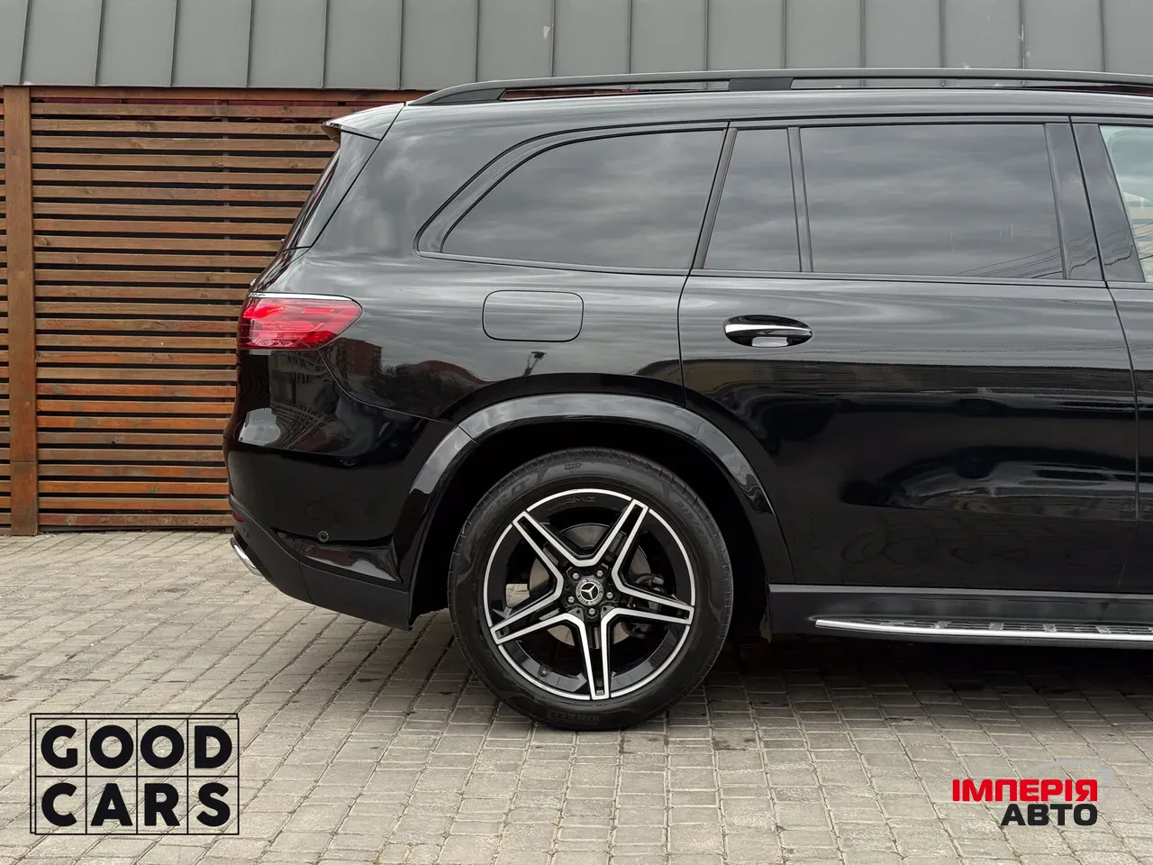 Mercedes-Benz GLS - фото 14