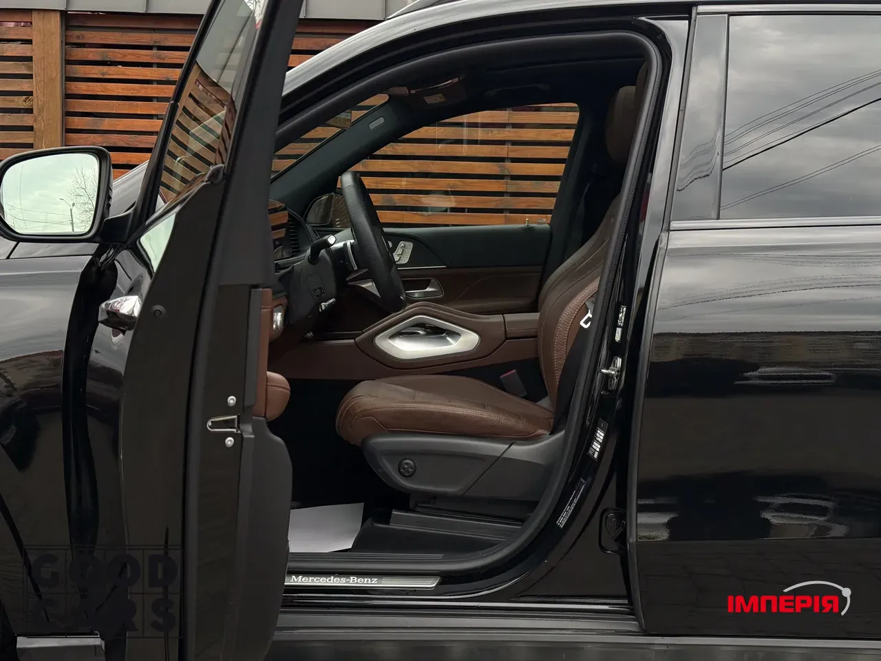 Mercedes-Benz GLS - фото 21