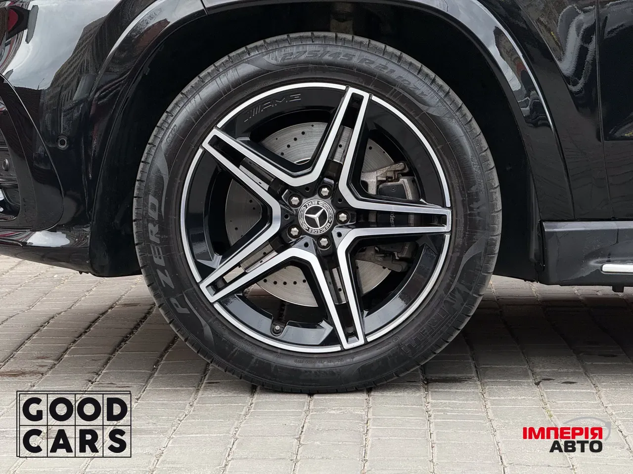 Mercedes-Benz GLS - фото 13