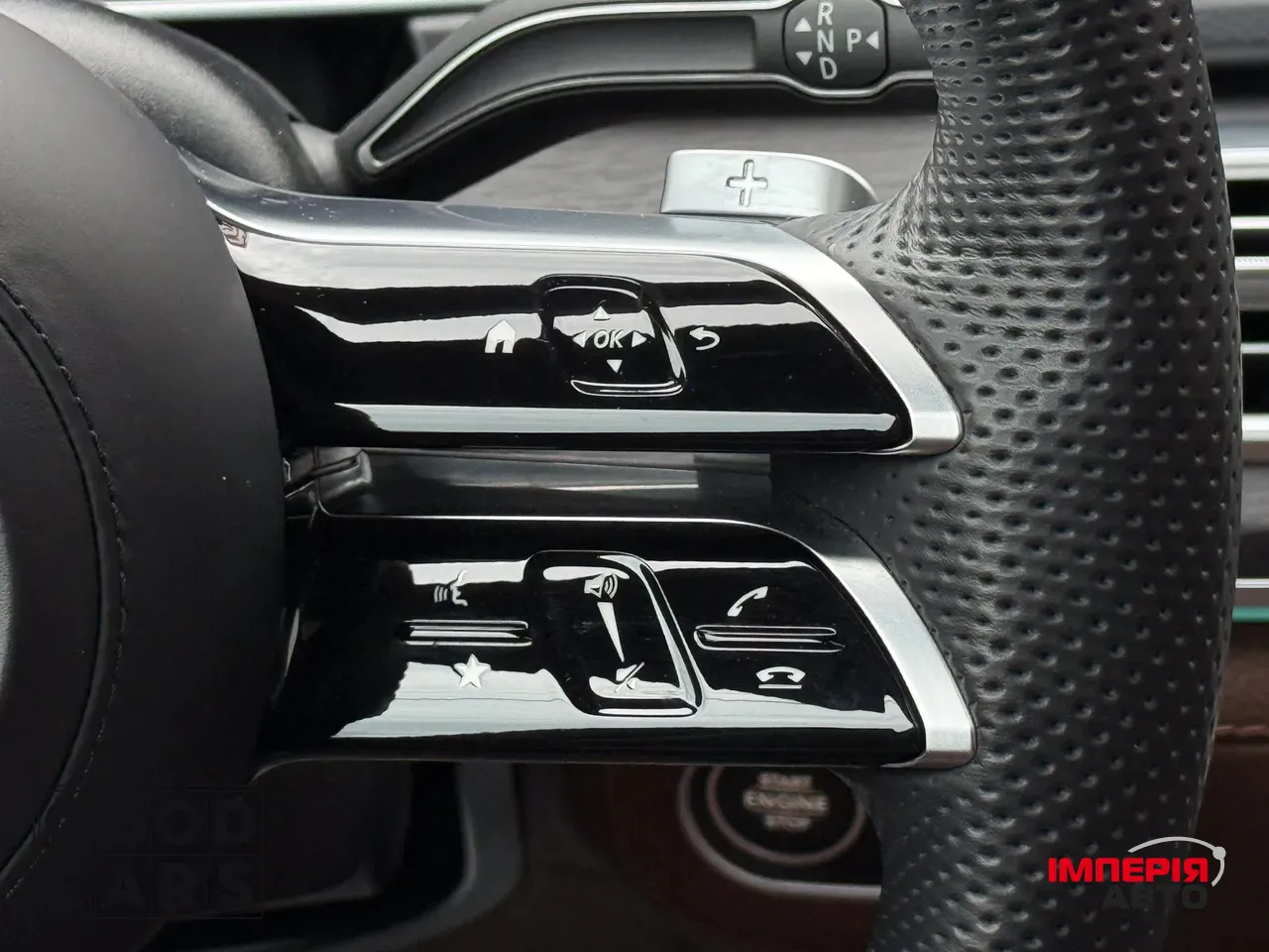 Mercedes-Benz GLS - фото 31