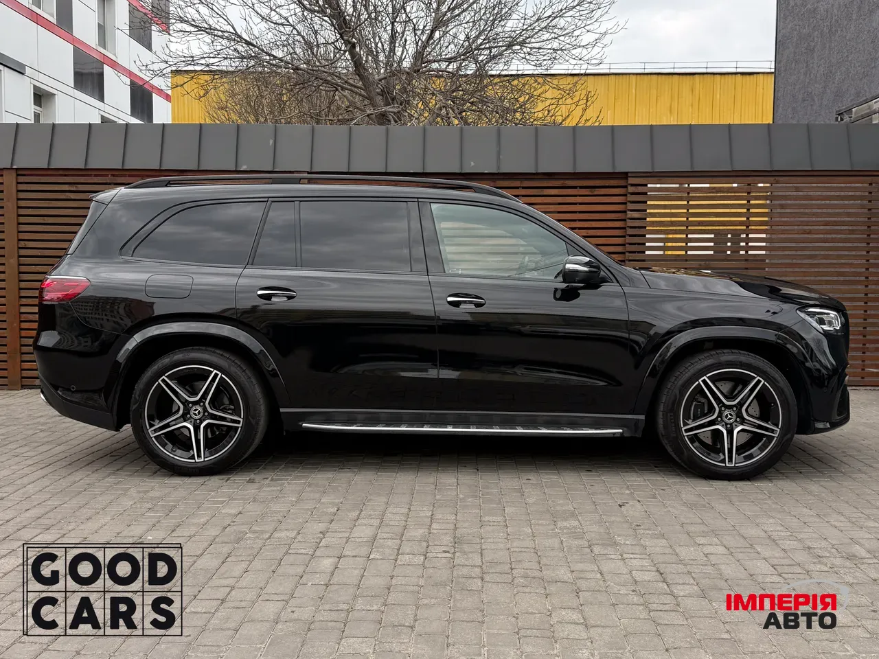 Mercedes-Benz GLS - фото 8