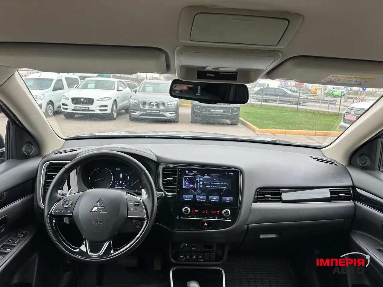 Mitsubishi Outlander - фото 15