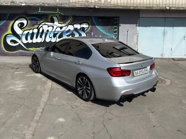 BMW 3 серії - фото 2