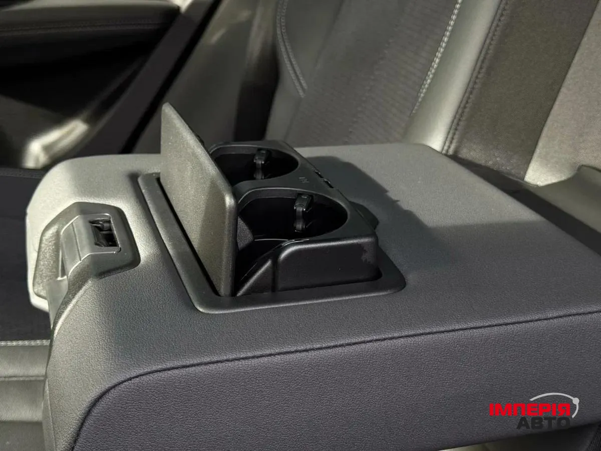 Audi Q5 Sportback - фото 18