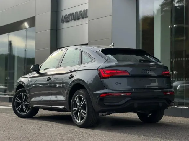 Audi Q5 Sportback - фото 4
