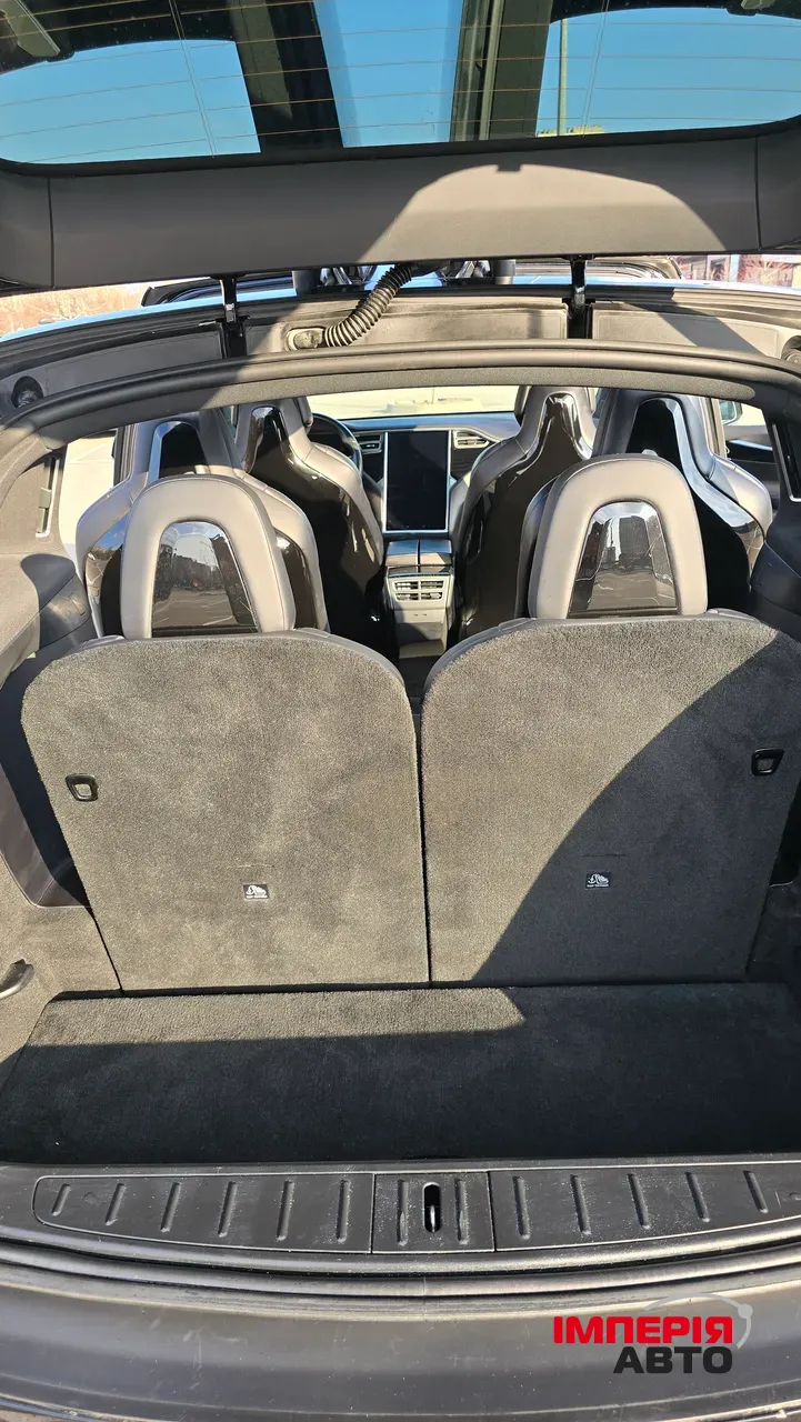 Tesla Model X - фото 22