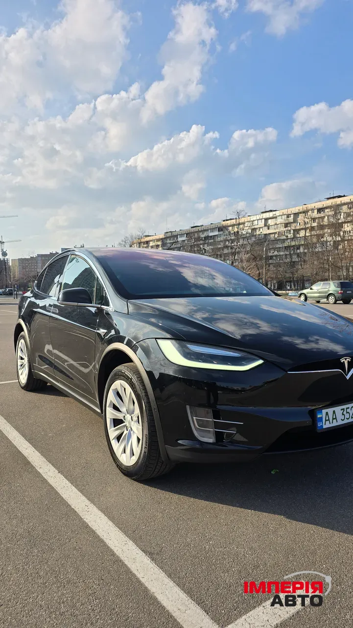 Tesla Model X - фото 5