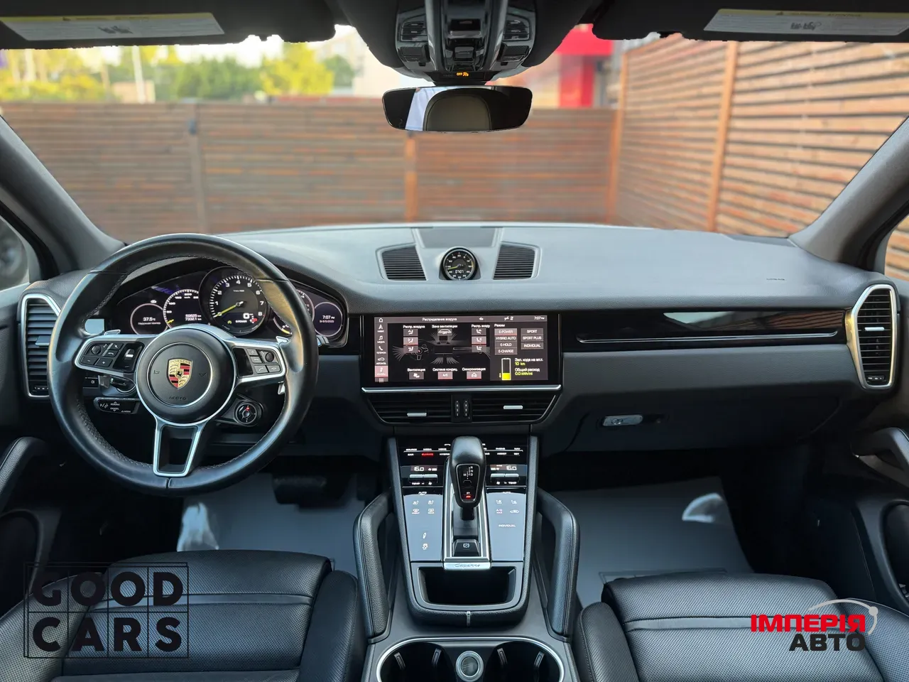 Porsche Cayenne - фото 25