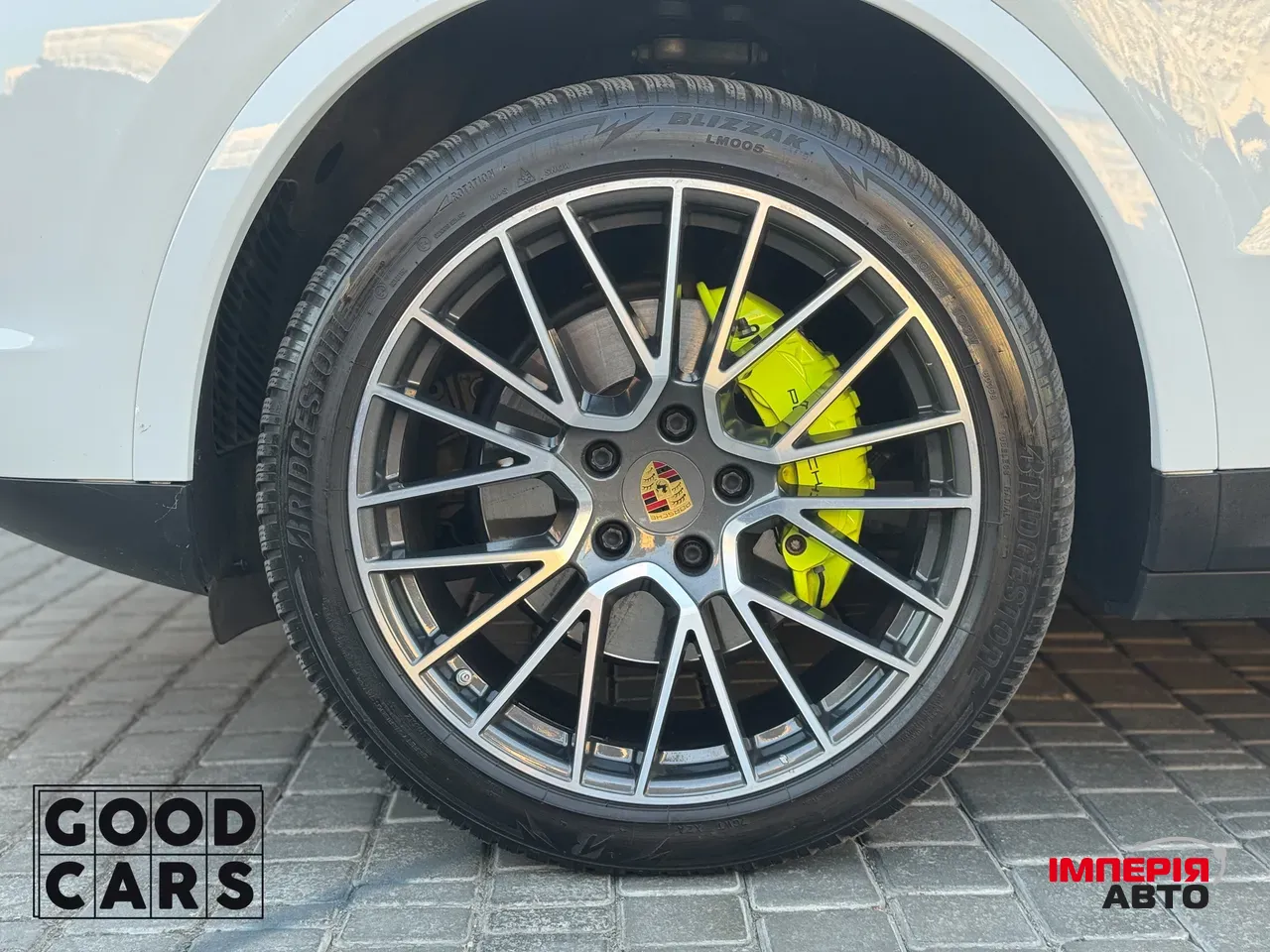 Porsche Cayenne - фото 11