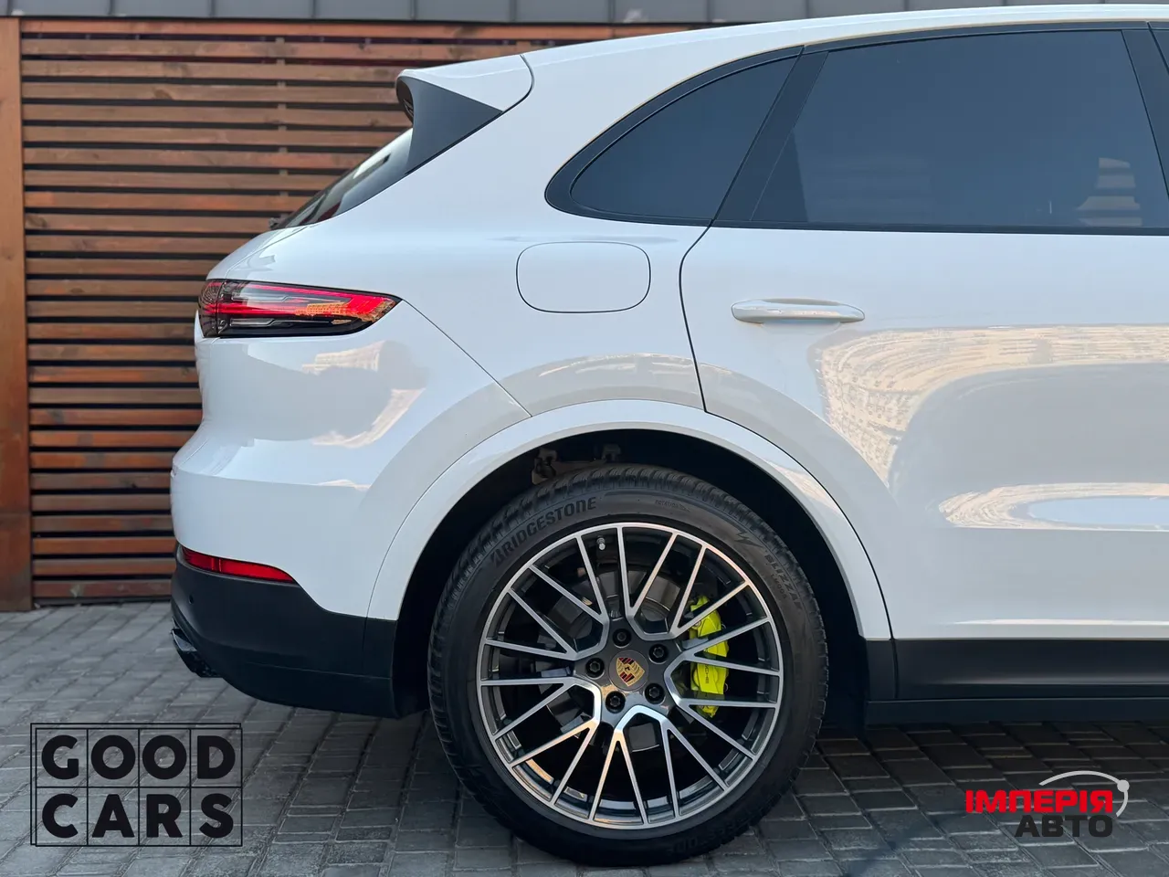 Porsche Cayenne - фото 12