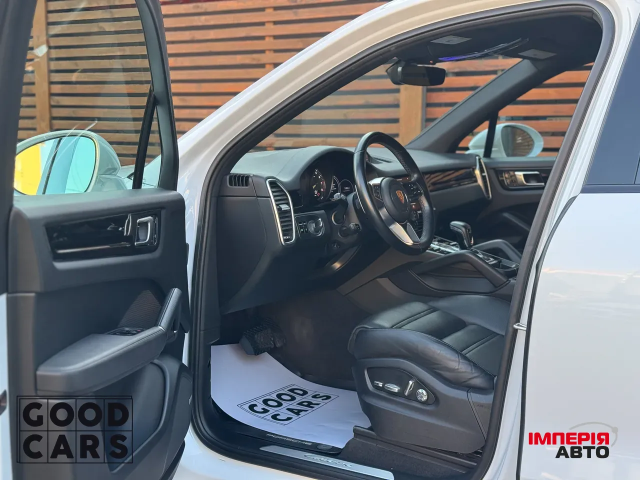 Porsche Cayenne - фото 16