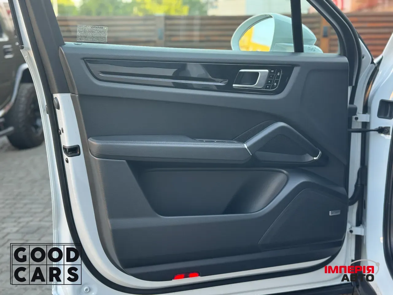 Porsche Cayenne - фото 14