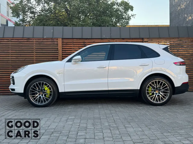 Porsche Cayenne - фото 4